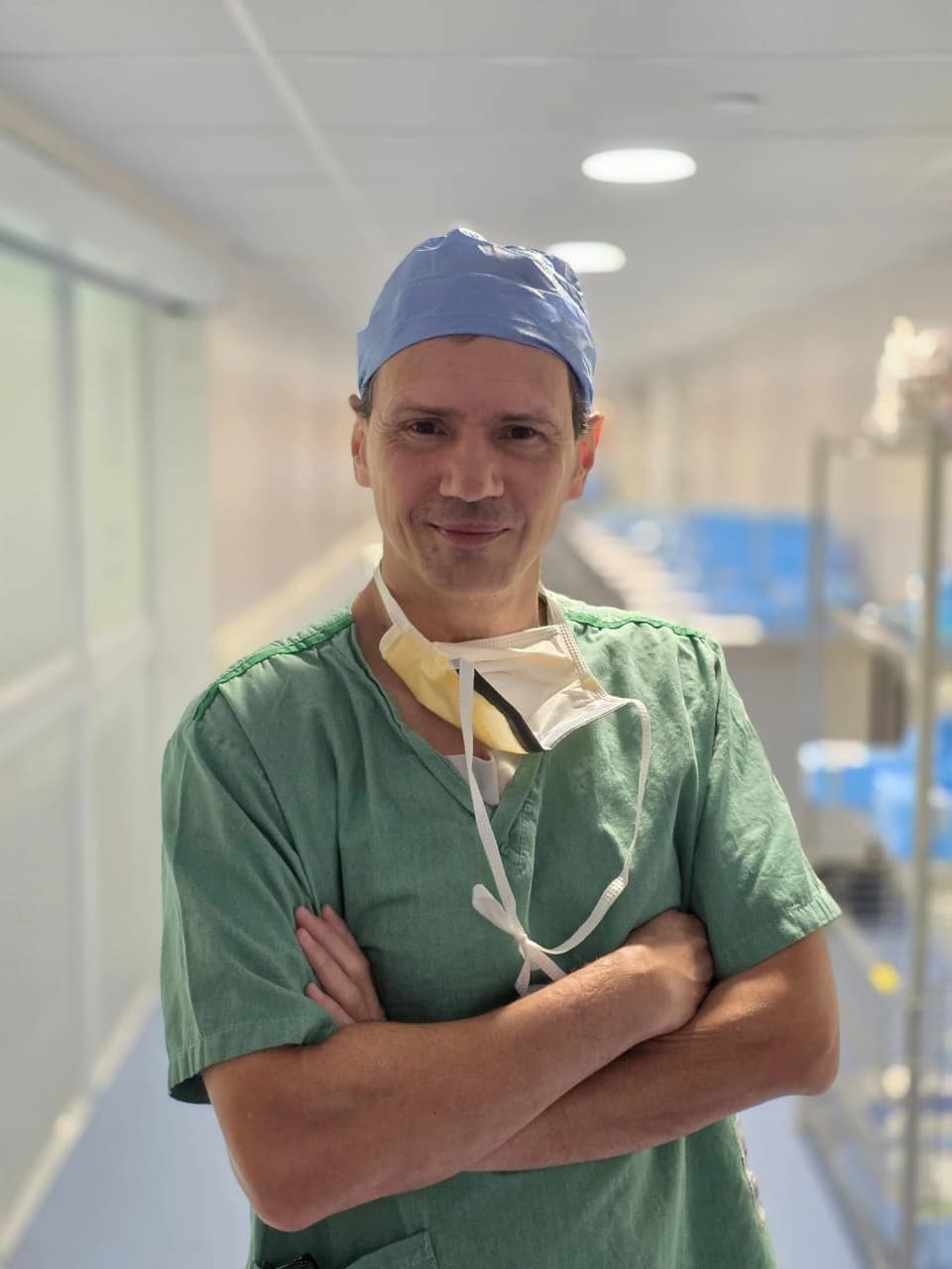 Dr. André Roncon, cirurgião especialista em câncer de estômago em São Paulo
